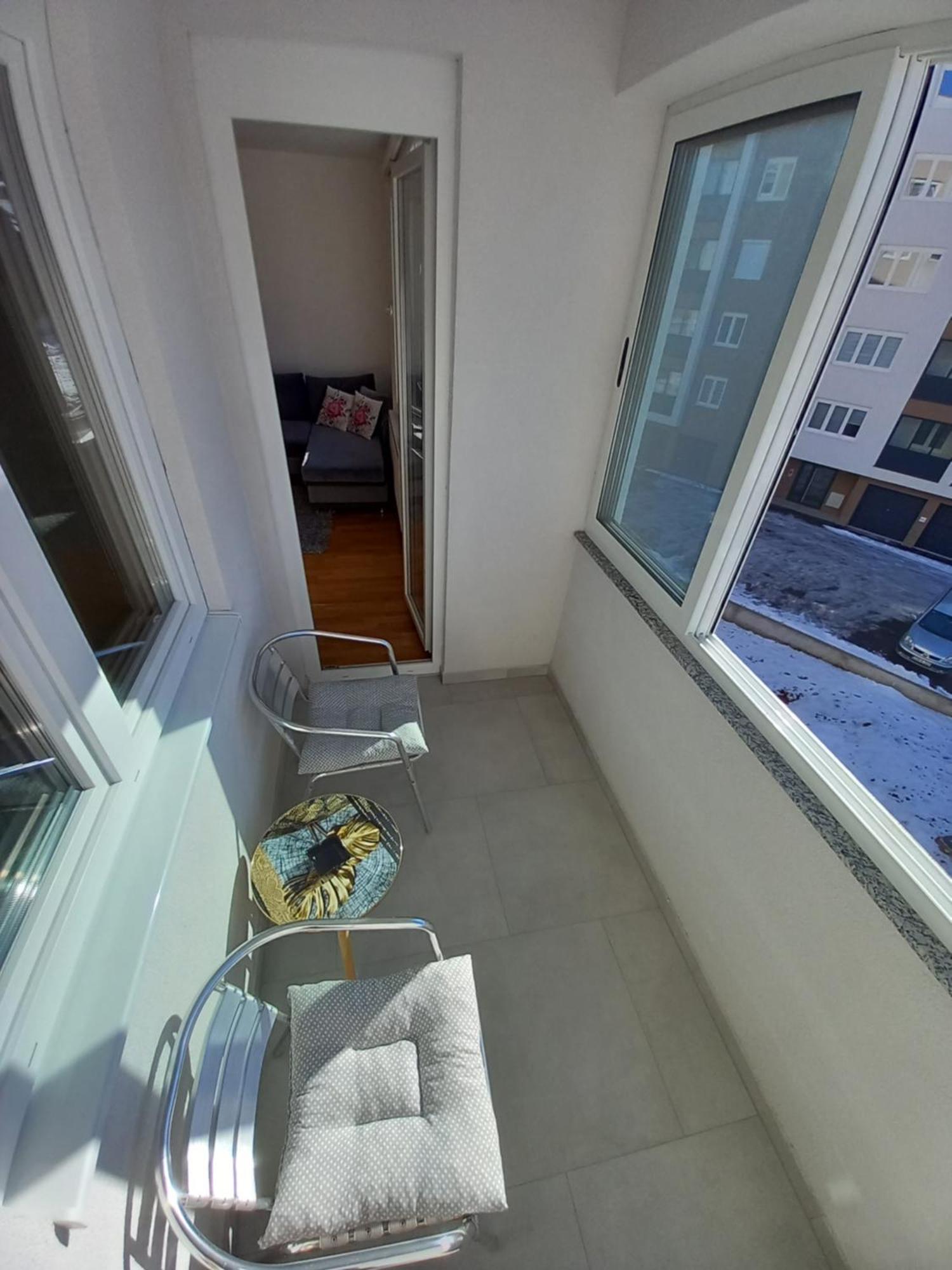 Jovana Apartment *